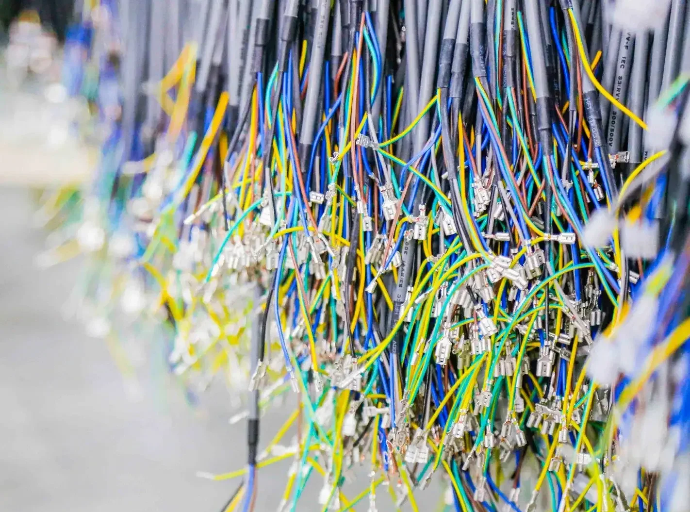 Power cable assemblies