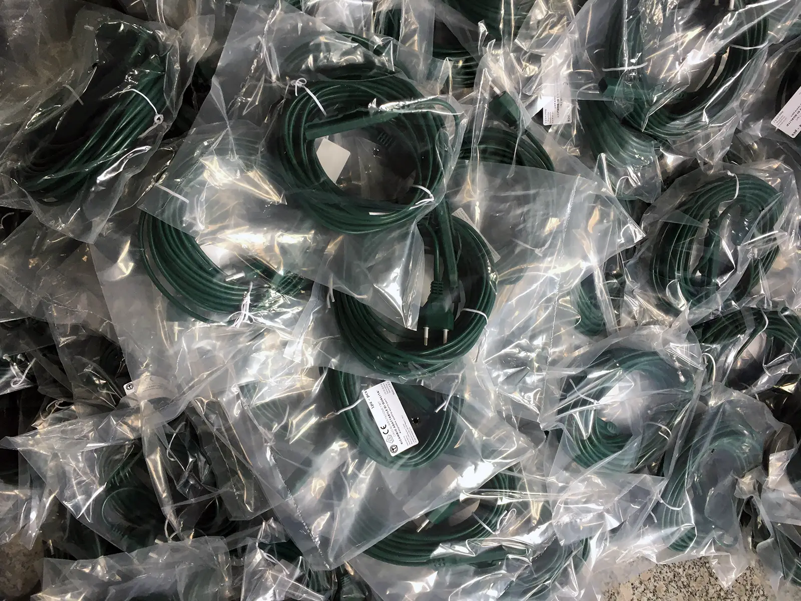 Italian Plug Vorwerk Kobold 140, 141 Geen 10M, 7M Power Cord Manufacturer