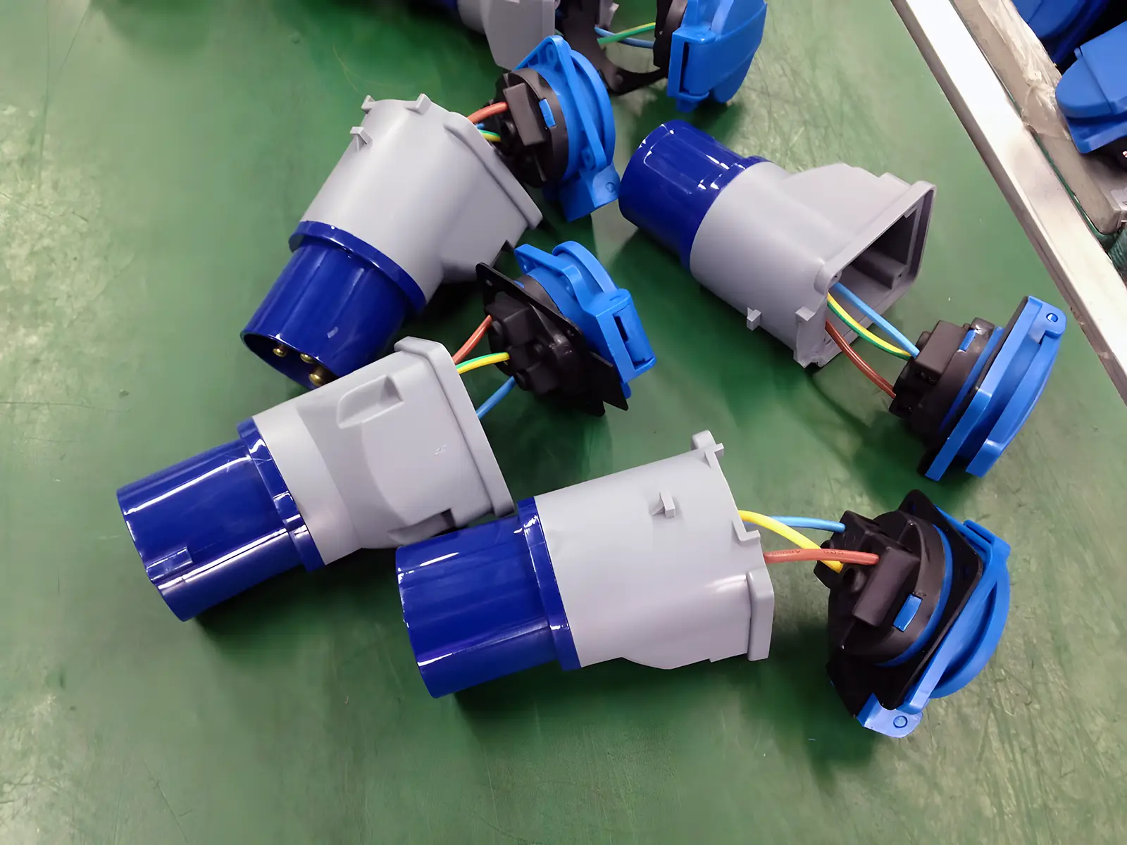 IEC 60309 Plug adapter Factory assembly